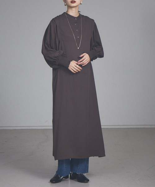 NOMINE（ノミネ）の「【展開店舗限定】2WAYフォルムワンピース（ワンピース・レディース・チャコールグレー/カーキ/ブルー/グリーン・フリー）」の2枚目の写真