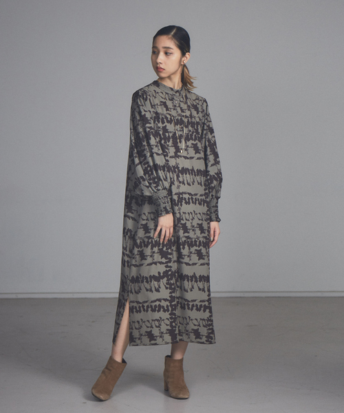 NOMINE（ノミネ）の「【展開店舗限定】2WAYフォルムワンピース（ワンピース・レディース・チャコールグレー/カーキ/ブルー/グリーン・フリー）」の20枚目の写真