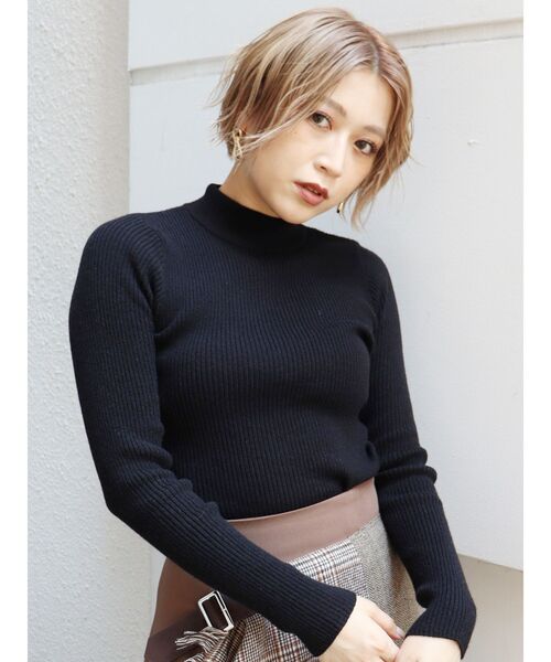 MURUA（ムルーア）の「【ONLINE限定】ミニマルスタンドネックニット（ニット/セーター・レディース・ブラック/ベージュ/グレー/アイボリー/カーキ/モカ・FREE）」の9枚目の写真