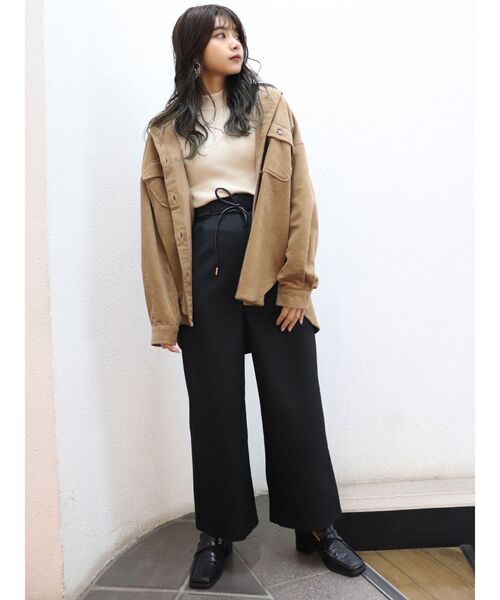 MURUA（ムルーア）の「【ONLINE限定】ミニマルスタンドネックニット（ニット/セーター・レディース・ブラック/ベージュ/グレー/アイボリー/カーキ/モカ・FREE）」の14枚目の写真