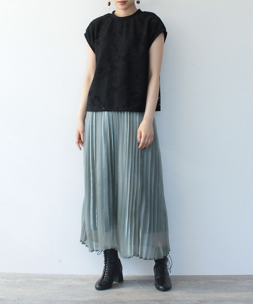 Three Four Time(スリーフォータイム)の「レースバックテーププルオーバー(Tシャツ/カットソー・レディース・ブラック/ベージュ・ONE SIZE)」の11枚目の写真