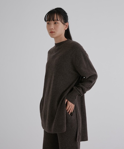 fukuu(フクウ)の「【セットアップ対応可】 リサイクルウール サイドスリットニットトップス(その他トップス・レディース・ブラウン/チャコールグレー/ライム・FREE)」の20枚目の写真