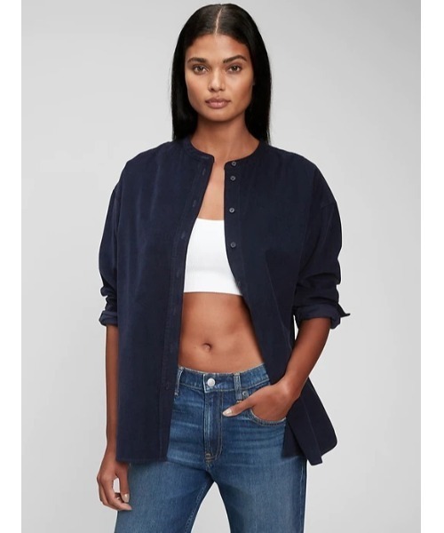 GAP(ギャップ)の「コーデュロイシャツ(シャツ/ブラウス・レディース・ネイビー/ホワイト系その他/ベージュ系その他/カーキ・S/L/XS/XXS/M)」の4枚目の写真