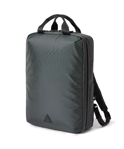 ANONYM CRAFTSMAN DESIGN（アノニムクラフツマンデザイン）の「【ANONYM CRAFTSMAN DESIGN / アノニム クラフツマン デザイン】DAY TRIPPER BACKPACK S ECO　多機能リュック（バックパック/リュック・レディース・オリーブドラブ/カーキブラウン/グレー/ブラック・FREE）」の5枚目の写真