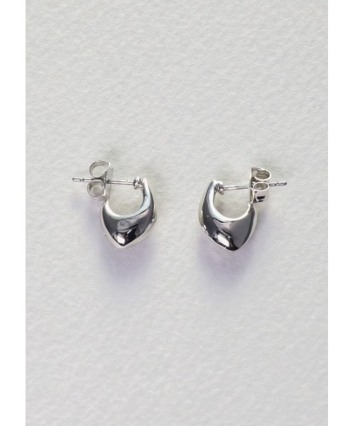 mou（モウ）の「【Na.moda】Plump mini glossy pierce（ピアス（両耳用）・レディース・シルバー/ゴールド・FREE）」の13枚目の写真