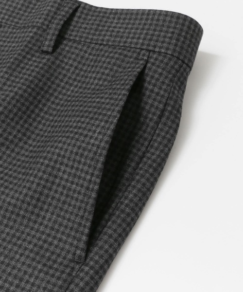 URBAN RESEARCH(アーバンリサーチ)の「URBAN RESEARCH Tailor アーバンアスレチックコーデュラ パンツ∴(スーツパンツ・メンズ・ネイビー/グレー・SMALL)」の17枚目の写真
