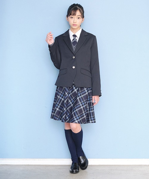 pom ponette junior（ポンポネットジュニア）の「綾織チェックネクタイ（ネクタイ・キッズ・ネイビー/ダークブルー・FREE）」の5枚目の写真