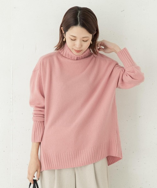 URBAN RESEARCH Sonny Label（アーバンリサーチサニーレーベル）の「RICH SOFT WOOLハイネックプルオーバー（ニット/セーター・レディース・チャコールグレー/オフホワイト/ピンク/ブルー・FREE）」の4枚目の写真