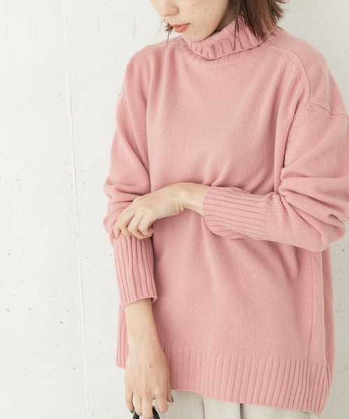 URBAN RESEARCH Sonny Label（アーバンリサーチサニーレーベル）の「RICH SOFT WOOLハイネックプルオーバー（ニット/セーター・レディース・チャコールグレー/オフホワイト/ピンク/ブルー・FREE）」の17枚目の写真