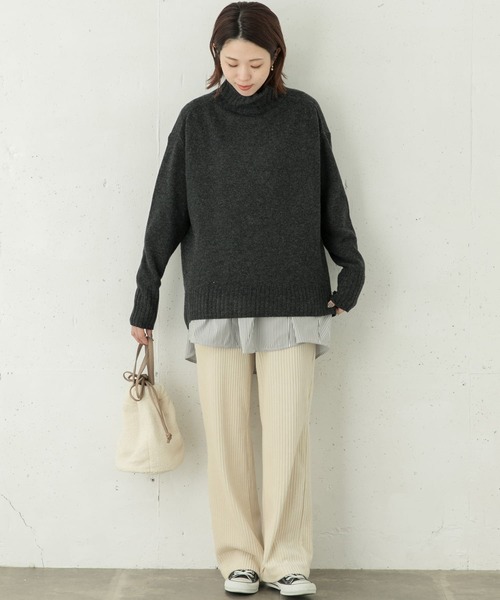 URBAN RESEARCH Sonny Label（アーバンリサーチサニーレーベル）の「RICH SOFT WOOLハイネックプルオーバー（ニット/セーター・レディース・チャコールグレー/オフホワイト/ピンク/ブルー・FREE）」の14枚目の写真