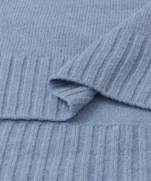 URBAN RESEARCH Sonny Label（アーバンリサーチサニーレーベル）の「RICH SOFT WOOLハイネックプルオーバー（ニット/セーター・レディース・チャコールグレー/オフホワイト/ピンク/ブルー・FREE）」の5枚目の写真