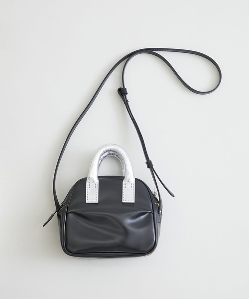 PIENI(ピエニ)の「【PIENI(ピエニ)】ボストンショルダーバッグ/BIG HANDLES/SZB-34-5032(ハンドバッグ・レディース・ブラック/シルバー・FREE)」の14枚目の写真