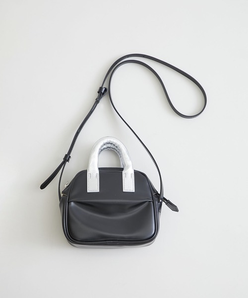PIENI(ピエニ)の「【PIENI(ピエニ)】ボストンショルダーバッグ/BIG HANDLES/SZB-34-5032(ハンドバッグ・レディース・ブラック/シルバー・FREE)」の15枚目の写真