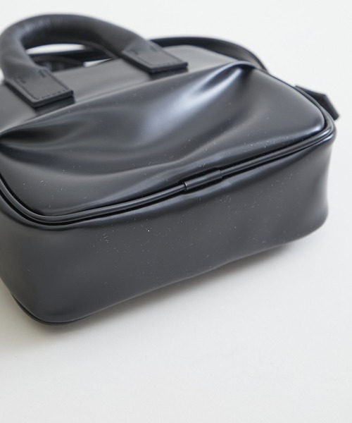 PIENI(ピエニ)の「【PIENI(ピエニ)】ボストンショルダーバッグ/BIG HANDLES/SZB-34-5032(ハンドバッグ・レディース・ブラック/シルバー・FREE)」の9枚目の写真