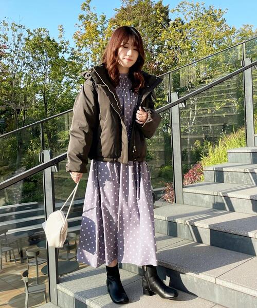 AG by aquagirl（エージーバイアクアガール）の「◆ポルカドットギャザーワンピース【WEB限定サイズ】（ワンピース・レディース・ブラック系/グリーン系その他2/ライトパープル・36/38/40）」の4枚目の写真