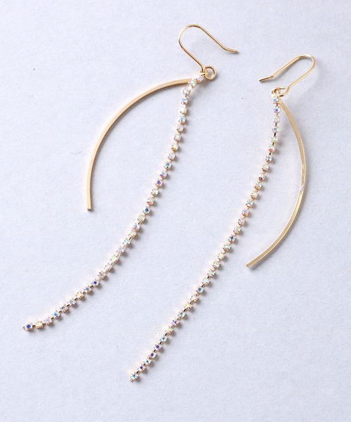 Manon's Selection(マノンズセレクション)の「ビジューチェーンフックピアス(ピアス(両耳用)・レディース・ゴールド/シルバー・ONE SIZE)」の5枚目の写真