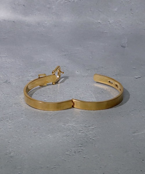 SBG（エスビー）の「SBG ベルトバックル型ブレスレット（バングル/リストバンド・メンズ・シルバー/ゴールド/シルバー系その他/ゴールド系その他・16.5cm/18cm）」の10枚目の写真