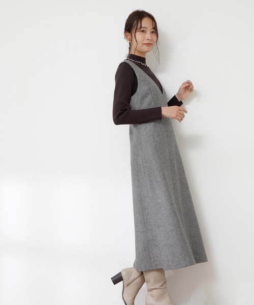 N.（N. Natural Beauty Basic）（エヌエヌナチュラルビューティーベーシック）の「◆メロウハイネックリブニット（ニット/セーター・レディース・ブラック/オフホワイト/ブルー・MEDIUM）」の6枚目の写真