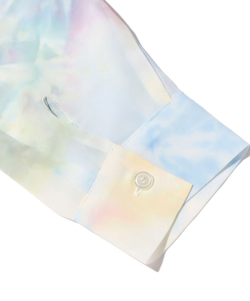 UGG（アグ）の「UGG@mos×伊東楓 グラフィック タイダイシースルーシャツ / アグ × イトウカエデ グラフィック タイダイ シースルーシャツ（シャツ/ブラウス・メンズ・ピンク/ブルー/グリーン・M/L/XL）」の7枚目の写真