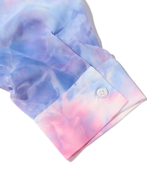 UGG（アグ）の「UGG@mos×伊東楓 グラフィック タイダイシースルーシャツ / アグ × イトウカエデ グラフィック タイダイ シースルーシャツ（シャツ/ブラウス・メンズ・ピンク/ブルー/グリーン・M/L/XL）」の14枚目の写真