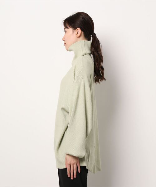 Samansa Mos2（サマンサ モスモス）の「【シアバター】タートルゆるニット（ニット/セーター・レディース・オフホワイト/グリーン/グレー/チャコール/ピンク/ベージュ・ﾌﾘ-）」の8枚目の写真