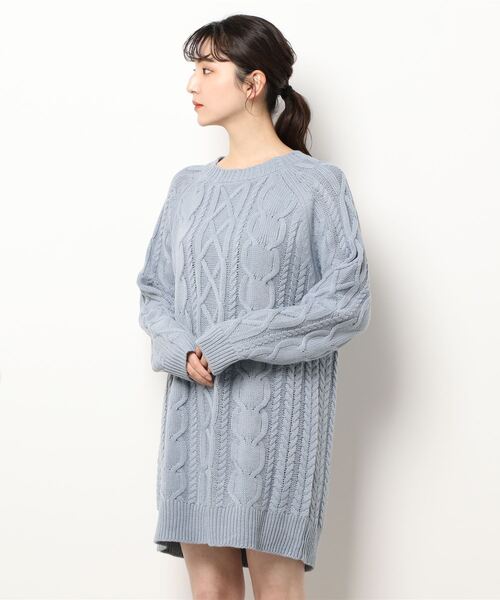 KOBE LETTUCE(コウベレタス)の「ケーブルニットミニワンピース(ワンピース・レディース・ブラック/ブルー/アイボリー・FREE)」の6枚目の写真