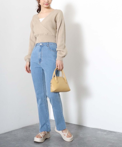 archives(アルシーヴ)の「カットオフセミフレアデニムパンツ(デニムパンツ・レディース・ブラック/サックスブルー/ロイヤルブルー・SMALL/MEDIUM)」の5枚目の写真