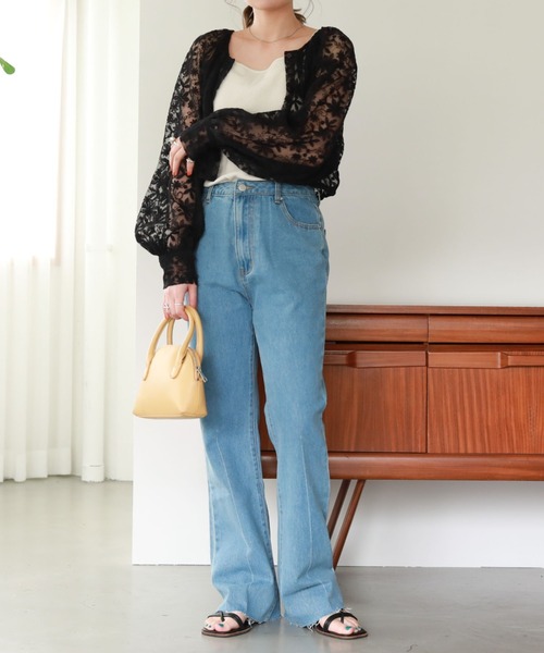 archives(アルシーヴ)の「カットオフセミフレアデニムパンツ(デニムパンツ・レディース・ブラック/サックスブルー/ロイヤルブルー・SMALL/MEDIUM)」の16枚目の写真