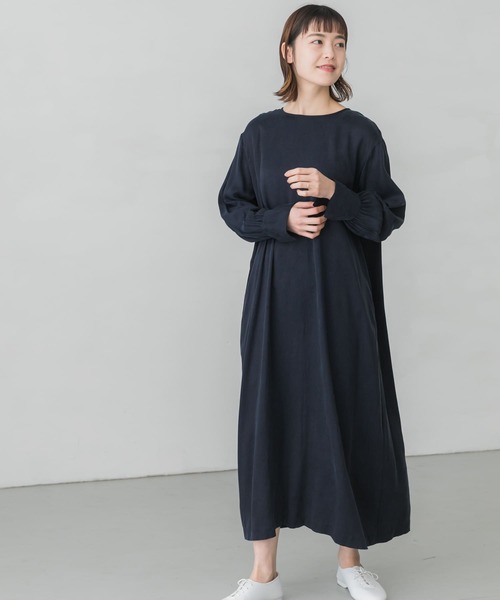 かぐれ（カグレ）の「キュプラレーヨンロングカフスワンピース（ワンピース・レディース・ブラック/ネイビー・FREE）」の21枚目の写真