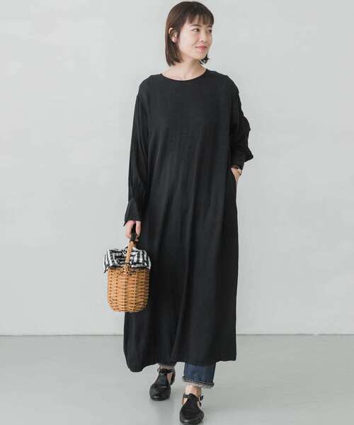 かぐれ（カグレ）の「キュプラレーヨンロングカフスワンピース（ワンピース・レディース・ブラック/ネイビー・FREE）」の12枚目の写真