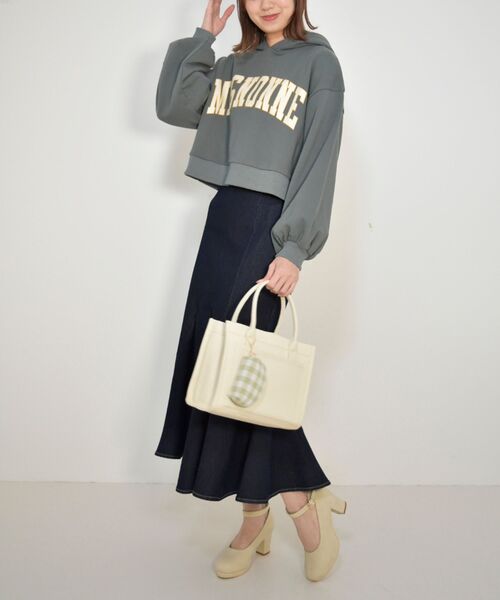 MAJESTIC LEGON（マジェスティックレゴン）の「カレッジライクロゴフーディ（パーカー・レディース・アイボリー/グリーン/ネイビー/グレー・MEDIUM）」の22枚目の写真