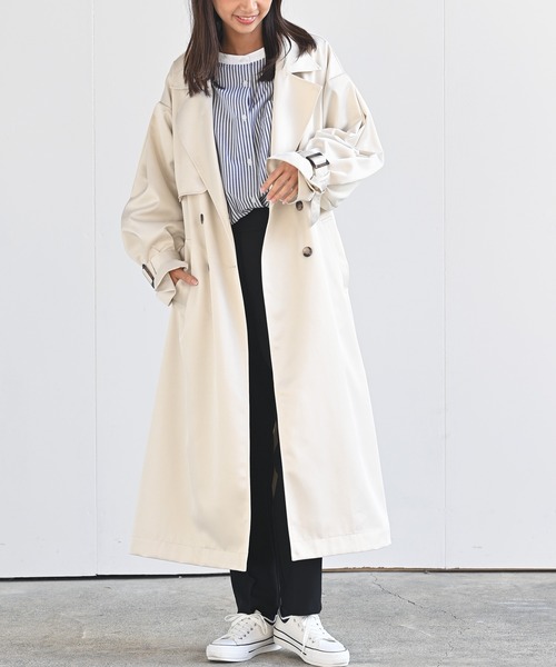 rps（アールピーエス）の「ボリューム袖トレンチコート（トレンチコート・レディース・ベージュ/イエロー/アイボリー・M）」の2枚目の写真