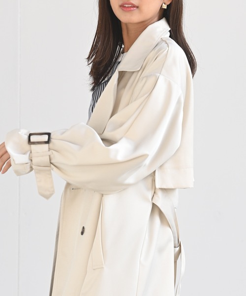 rps（アールピーエス）の「ボリューム袖トレンチコート（トレンチコート・レディース・ベージュ/イエロー/アイボリー・M）」の9枚目の写真