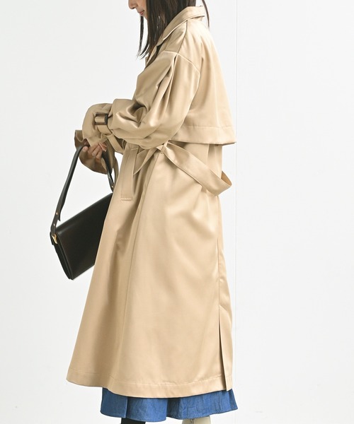 rps（アールピーエス）の「ボリューム袖トレンチコート（トレンチコート・レディース・ベージュ/イエロー/アイボリー・M）」の13枚目の写真