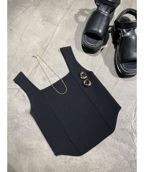 EMODA（エモダ）の「ミニマルフィットニット（タンクトップ・レディース・ホワイト/ブラック/オレンジ/グリーン・FREE）」の3枚目の写真