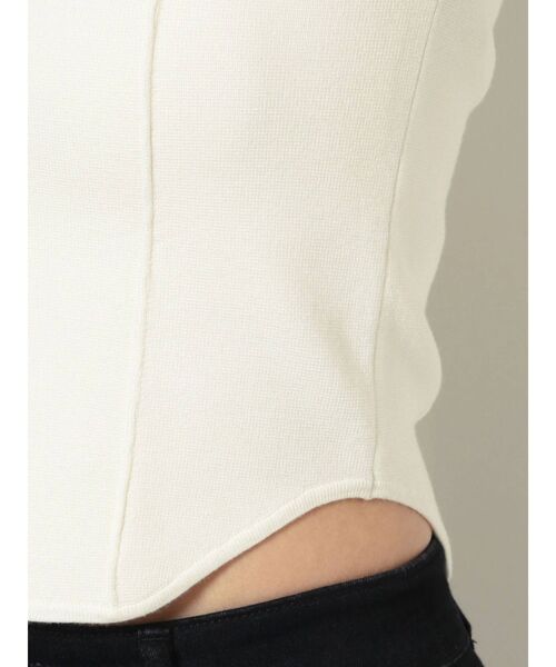 EMODA（エモダ）の「ミニマルフィットニット（タンクトップ・レディース・ホワイト/ブラック/オレンジ/グリーン・FREE）」の15枚目の写真