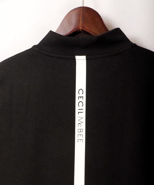 CECIL McBEE(セシルマクビー)の「CECIL McBEE green ロゴモックネックLS GOLF(Tシャツ/カットソー・レディース・ホワイト/ブラック・1/2)」の7枚目の写真