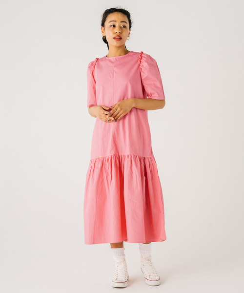 GIMME GIMME（ギミーギミー）の「【GIMME GIMME】Tiered long dress gimw22s001（ワンピース・レディース・ブラック/ピンク・FREE）」の3枚目の写真