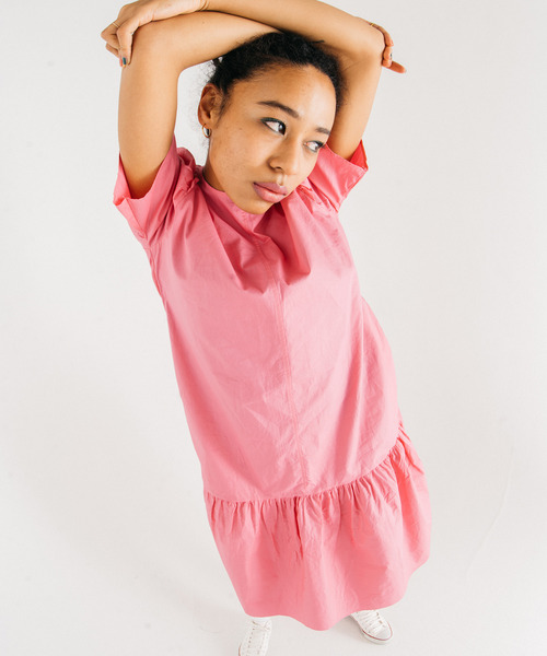 GIMME GIMME（ギミーギミー）の「【GIMME GIMME】Tiered long dress gimw22s001（ワンピース・レディース・ブラック/ピンク・FREE）」の7枚目の写真