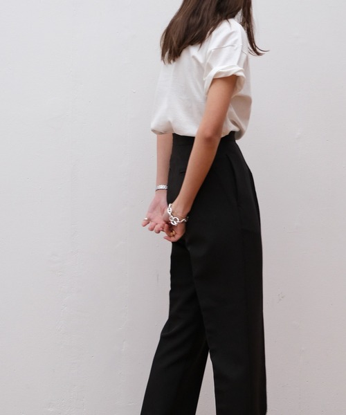 AKTE（アクテ）の「ベーシッククルーネックTシャツ（Tシャツ/カットソー・レディース・ホワイト/ブラック/イエロー・FREE）」の11枚目の写真