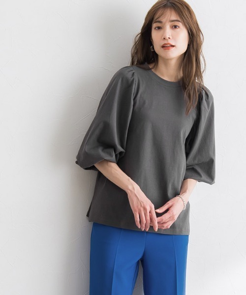 Pierrot(ピエロ)の「ボリュームスリーブTシャツ(Tシャツ/カットソー・レディース・ブラック/オフホワイト/ライム/ブルー系その他/チャコール・M/L)」の4枚目の写真