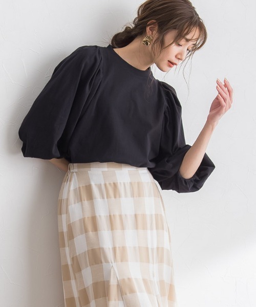 Pierrot(ピエロ)の「ボリュームスリーブTシャツ(Tシャツ/カットソー・レディース・ブラック/オフホワイト/ライム/ブルー系その他/チャコール・M/L)」の3枚目の写真