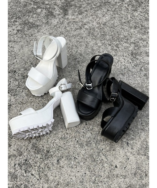 EGOIST(エゴイスト)の「タンクソールサンダル(サンダル・レディース・ホワイト/ブラック・SMALL/MEDIUM)」の11枚目の写真