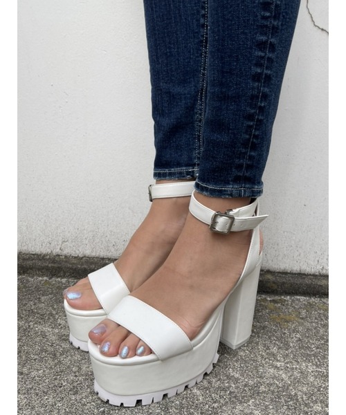 EGOIST(エゴイスト)の「タンクソールサンダル(サンダル・レディース・ホワイト/ブラック・SMALL/MEDIUM)」の15枚目の写真