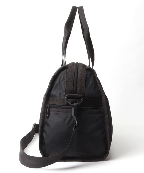 LeSportsac(レスポートサック)の「DELUXE MED WEEKENDER 【日本限定】リサイクルドブラックJP(ボストンバッグ・レディース・ブラック・FREE)」の4枚目の写真