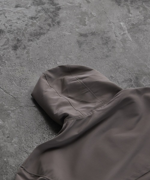 RUUBON（ルーボン）の「【RUUBON】relax volume mountain parker / リラックスボリューム マウンテンパーカ―（マウンテンパーカー・メンズ・ブラック/カーキ/ナチュラル/ベージュ/モカ/チャコールグレー・S/M/L）」の11枚目の写真