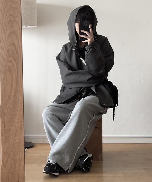 RUUBON（ルーボン）の「【RUUBON】relax volume mountain parker / リラックスボリューム マウンテンパーカ―（マウンテンパーカー・メンズ・ブラック/カーキ/ナチュラル/ベージュ/モカ/チャコールグレー・S/M/L）」の13枚目の写真