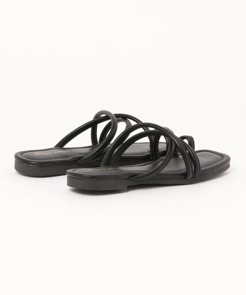 ehka sopo（エヘカソポ）の「サムリングサンダル（サンダル・レディース・オフホワイト/ピンク/ブラック・MEDIUM/LARGE）」の4枚目の写真