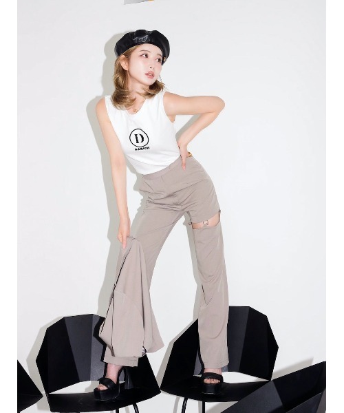 Darich(ダーリッチ)の「ノースリーブロゴトップス(Tシャツ/カットソー・レディース・ホワイト/ピンク/ブラック・FREE)」の16枚目の写真