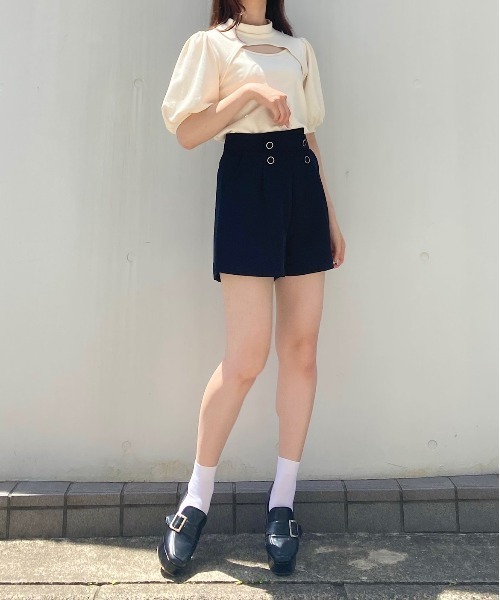 Crea titty&Co. PETIT(クレアティティーアンドコープチ)の「【Crea titty&Co.PETIT】ダブルボタンショーパン(その他パンツ・レディース・ブラック/ホワイト・SMALL/MEDIUM)」の11枚目の写真